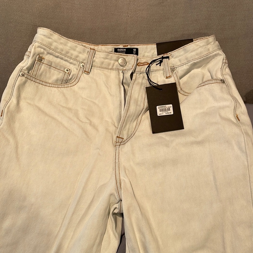 Glassons Super High Rise 90’s Straight Leg Jean
